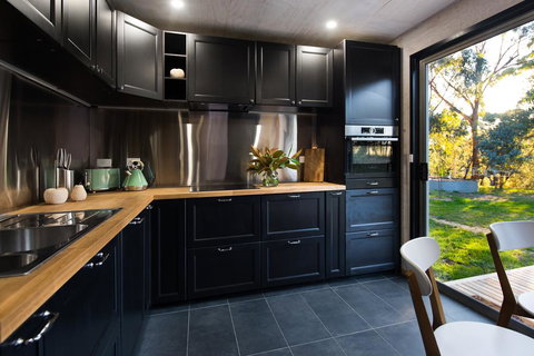 Cedar And Stone - Accommodation Cairns 2