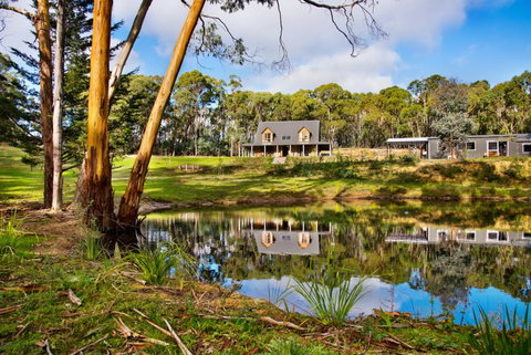 Cedar And Stone - Accommodation Cairns 1
