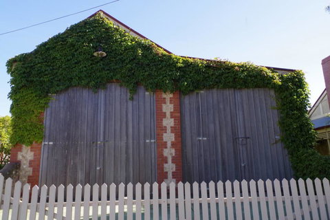 Charlottes Cottage - Accommodation Cairns 3