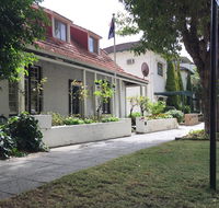 Charming Federation style home minutes from CBD - Accommodation Cairns