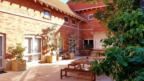 Chateau Cottesloe By The Beach - Accommodation Cairns 0