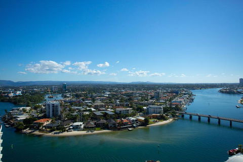 Circle On Cavill - Private Apartments - Accommodation Cairns 3