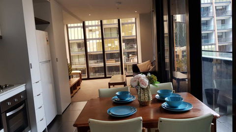 City Apartment With River View - Accommodation Cairns 0