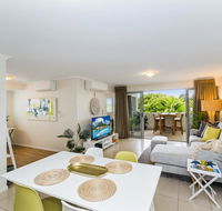City Stadium Apartment on the riverfront - Accommodation Cairns