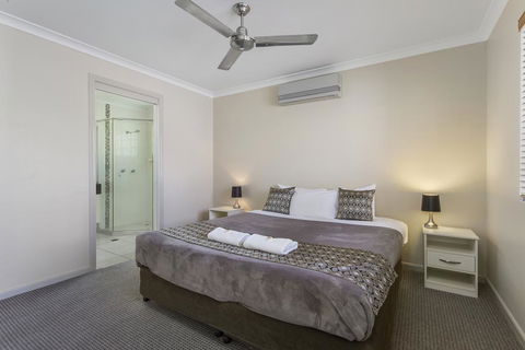 Cityville Luxury Apartments And Motel - Accommodation Cairns 2