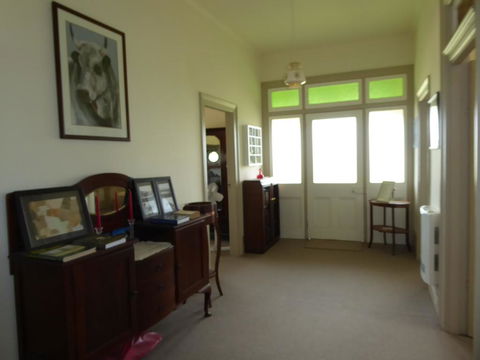 Claremont Farmhouse - Accommodation Cairns 0