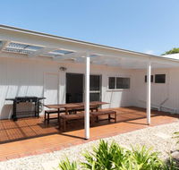 Classic Beach House in Rye - Accommodation Cairns