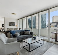 Clean  Bright Apartment in the Heart of the City - Accommodation Cairns