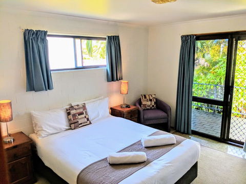 Cleveland Visitor Villas Motel - Accommodation Cairns 2