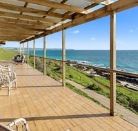 Cliffs End Beach Shack - 105 Gold Coast Drive Carrickalinga - Accommodation Cairns