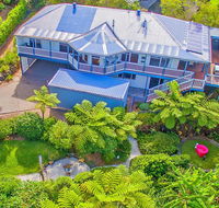 CLOUD 9 - Cliff Top Eagle Heights - Accommodation Cairns