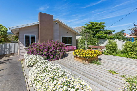 CLOUD NINE - ROSEBUD - Accommodation Cairns 0