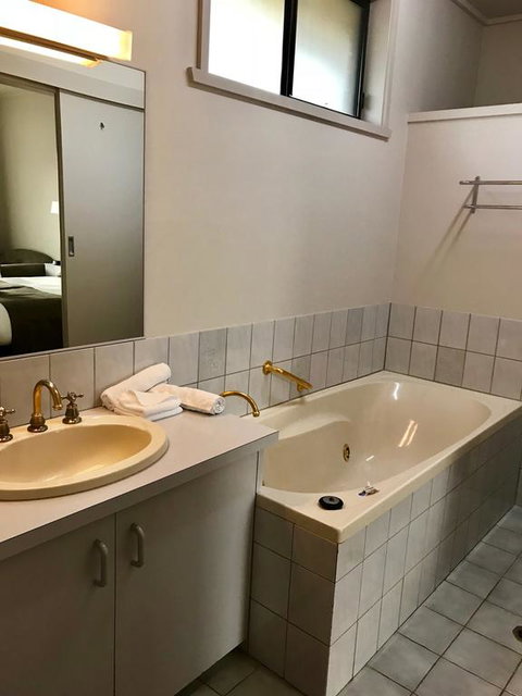 CluBarham River Motel - Accommodation Cairns 3