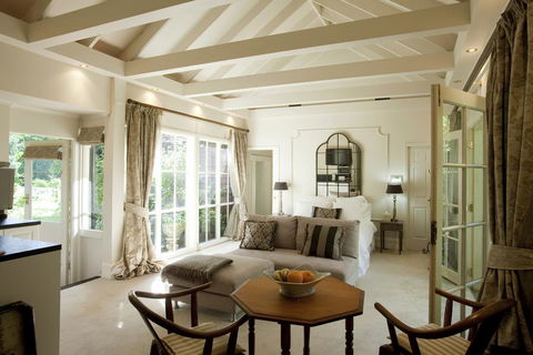 Clubbe Cottage - Accommodation Cairns 0