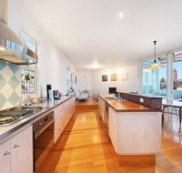 Coastal Penthouse at Coogee Beach - Accommodation Cairns