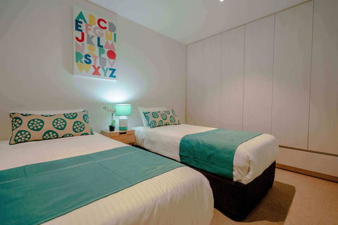 Collins Street Apartments - Accommodation Cairns 1
