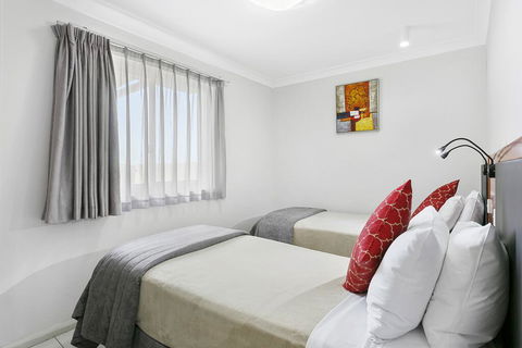 Comfort Inn & Suites Burwood - Accommodation Cairns 1