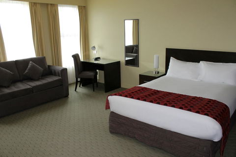Comfort Inn & Suites City Views - Accommodation Cairns 3