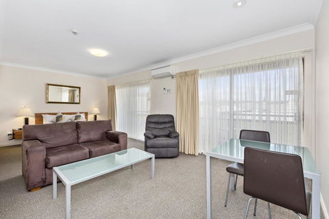 Comfort Inn Centrepoint Motel - Accommodation Cairns 3
