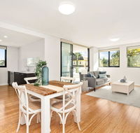 Convenience and comfort in Rosehill - Accommodation Cairns