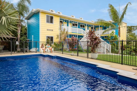 Coral Inn Boutique Hotel - Accommodation Cairns 0