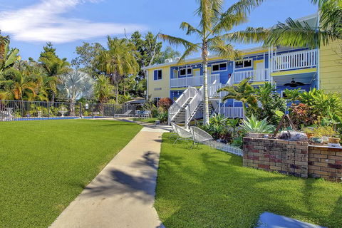 Coral Inn Boutique Hotel - Accommodation Cairns 3