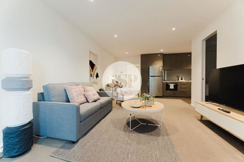Cosy 1 Bed City Apt Near SouthernCross FREE WIFI - Accommodation Cairns 0