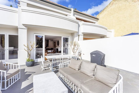 Cottesloe Aqua Retreat - Executive Escapes - Accommodation Cairns 0