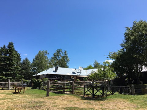 Crackenback Farm Guesthouse - Accommodation Cairns 0