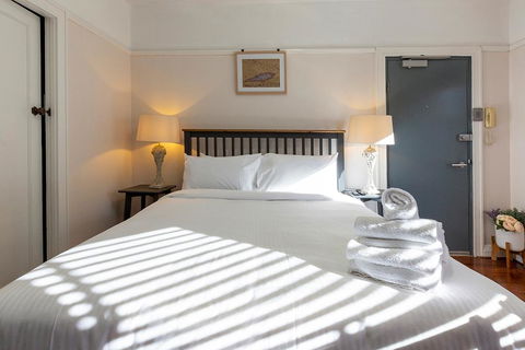 DARLINGHURST STUDIO // SHARED ROOFTOP SPACE - Accommodation Cairns 3