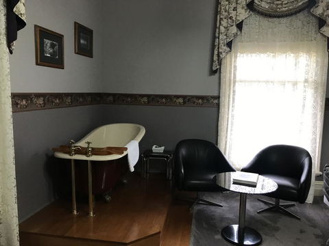 Daylesford Central Motor Inn - Accommodation Cairns 1