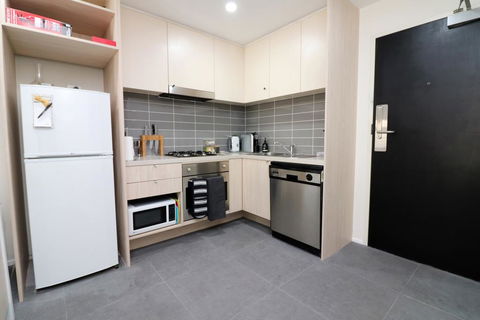Degraves Hidden Gem - Parking, Convenient CBD Location, Lift - Accommodation Cairns 1
