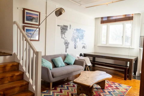 Delightful 3 Bedroom Apartment Near Chapel Street In St Kilda - Accommodation Cairns 1