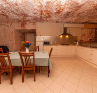 Desert Dwellers Underground BB - Accommodation Cairns