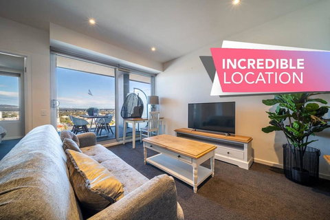 Divinity On Morphett - In The Heart Of The CBD - Free Wifi - Nespresso - Accommodation Cairns 0