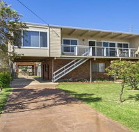 Dolphin Breeze - fully fenced and pet friendly - Accommodation Cairns