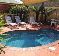 Dolphin Shores - Accommodation Cairns