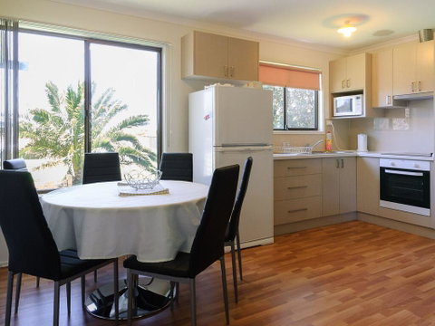 Dom's Place - Accommodation Cairns 1