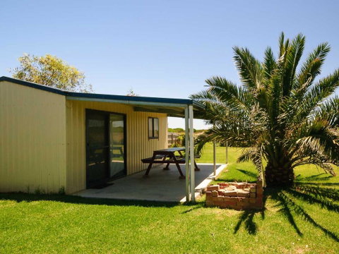 Dom's Place - Accommodation Cairns 3