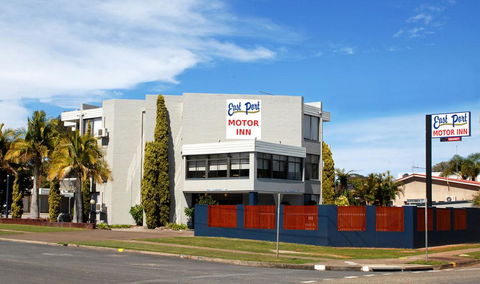 East Port Motor Inn - Accommodation Cairns 1