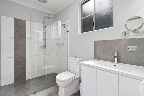 Econo Lodge Border Gateway Wodonga - Accommodation Cairns 3