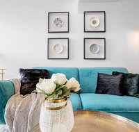 Elegant 2BRFootscray Station - Accommodation Cairns