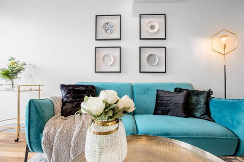 Elegant 2BR@Footscray Station - Accommodation Cairns 0