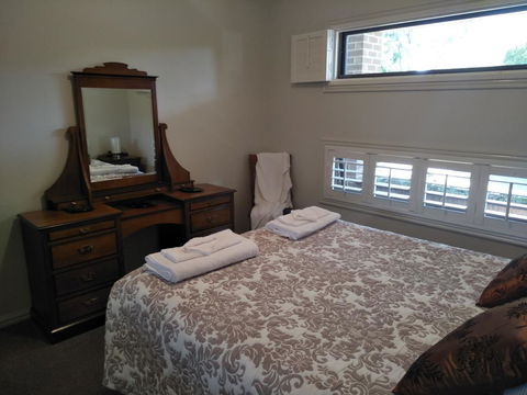 Eliza Village B&B - Accommodation Cairns 3