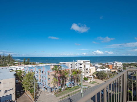 Emerald Shores Unit 6, 8 Orvieto Terrace, Kings Beach - Accommodation Cairns 3