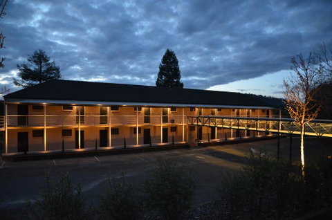 Entally Lodge - Accommodation Cairns 2