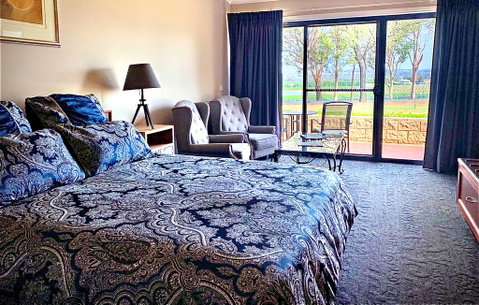 Estate Tuscany - Accommodation Cairns 0
