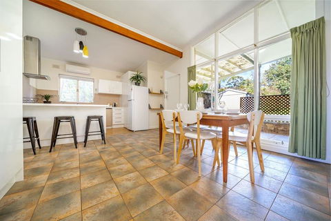 Evergreen On Franklin-Family Friendly - Wifi - Unique - Accommodation Cairns 1