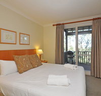 Executive 1 bedroom Spa Villa located within Cypress Lakes Resort - Accommodation Cairns