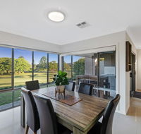 Fairway Village  Windaroo Lakes Golf Club - Accommodation Cairns